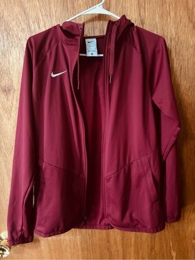 Nike Women's Burgundy Full-Zip Hooded Dri fit